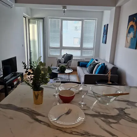 Apartment Kamche Lux