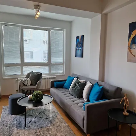 Kamche Lux Apartment