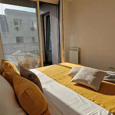 Apartment Kamche Lux *